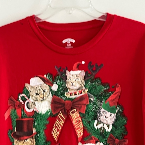 Holiday Time Meowy Christmas Cats and Ribbons Wreath T Shirt Medium (38-40) - Picture 4 of 13